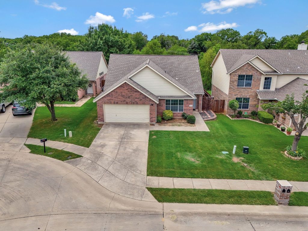 160 Angus Drive, Cross Roads, TX 76227
