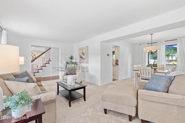 8 Petal Patch Trail, Howell, NJ 07731