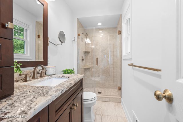 8 Petal Patch Trail, Howell, NJ 07731