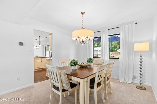 8 Petal Patch Trail, Howell, NJ 07731
