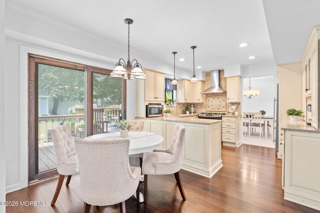 8 Petal Patch Trail, Howell, NJ 07731
