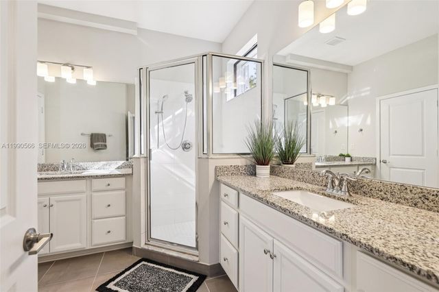 10828 SW 235 St, Miami, FL 33032