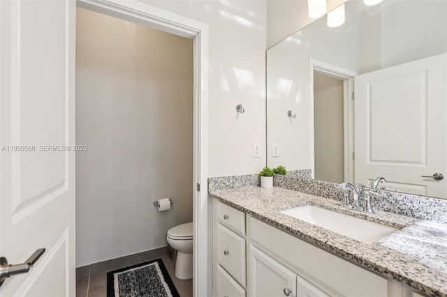 10828 SW 235 St, Miami, FL 33032