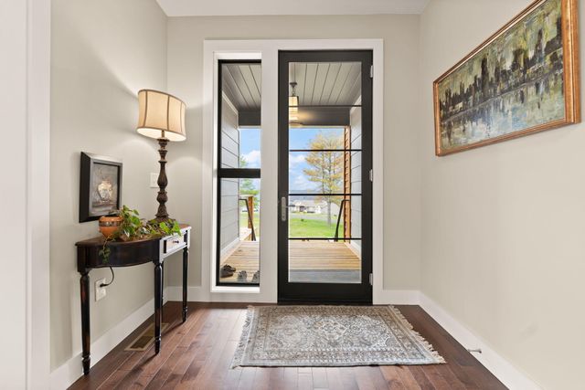 133 Lakeshore Drive, Russell Springs, KY 42642