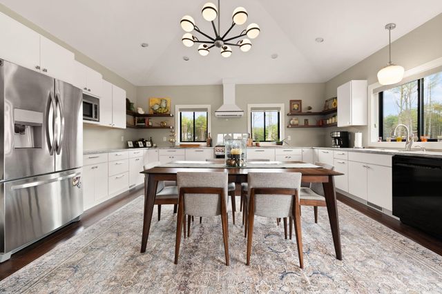 133 Lakeshore Drive, Russell Springs, KY 42642