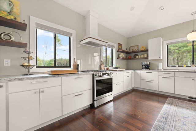 133 Lakeshore Drive, Russell Springs, KY 42642