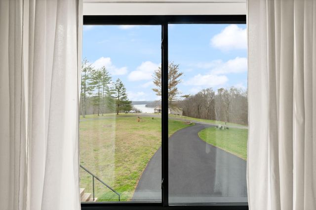 133 Lakeshore Drive, Russell Springs, KY 42642