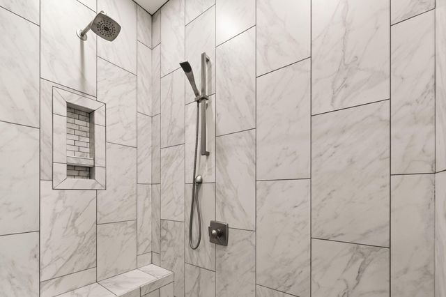 133 Lakeshore Drive, Russell Springs, KY 42642