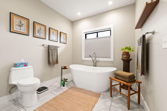 133 Lakeshore Drive, Russell Springs, KY 42642