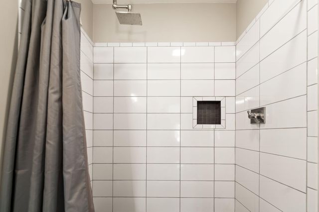 133 Lakeshore Drive, Russell Springs, KY 42642