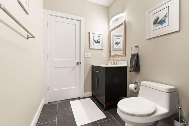 133 Lakeshore Drive, Russell Springs, KY 42642