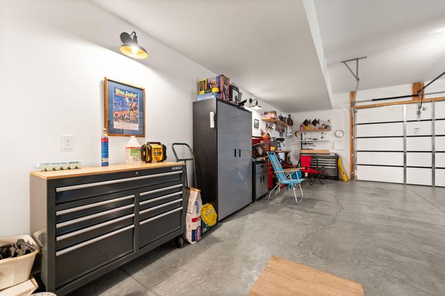 133 Lakeshore Drive, Russell Springs, KY 42642