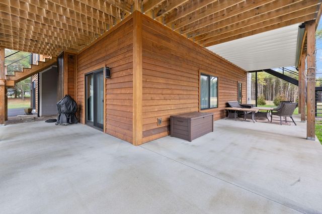 133 Lakeshore Drive, Russell Springs, KY 42642