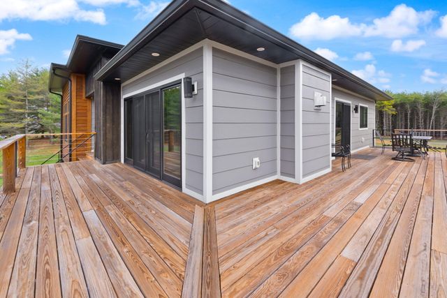 133 Lakeshore Drive, Russell Springs, KY 42642