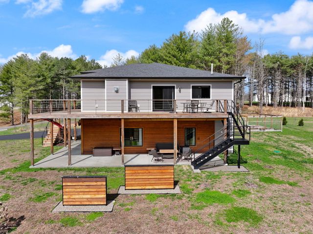 133 Lakeshore Drive, Russell Springs, KY 42642