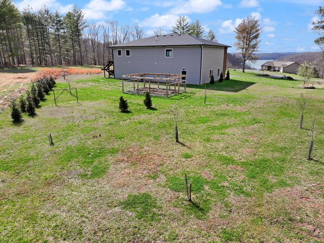 133 Lakeshore Drive, Russell Springs, KY 42642