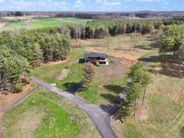 133 Lakeshore Drive, Russell Springs, KY 42642