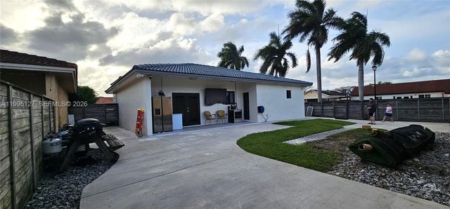 21203 SW 124th Pl, Miami, FL 33177