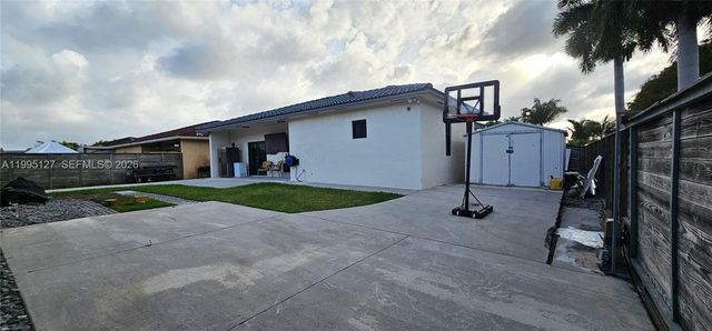 21203 SW 124th Pl, Miami, FL 33177