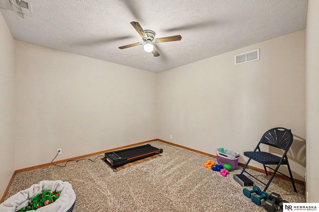 8902 N 158th Street, Bennington, NE 68007