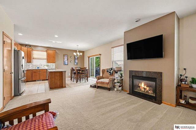 8902 N 158th Street, Bennington, NE 68007