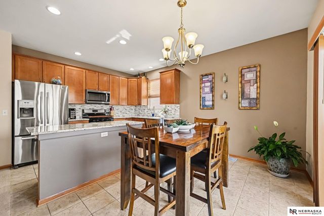 8902 N 158th Street, Bennington, NE 68007