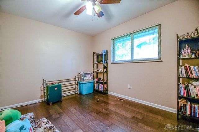 2425 Westlawn Drive, Kettering, OH 45440