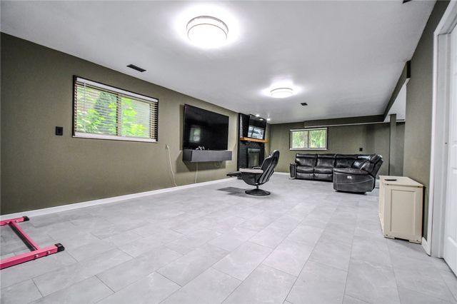 2425 Westlawn Drive, Kettering, OH 45440