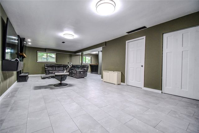 2425 Westlawn Drive, Kettering, OH 45440