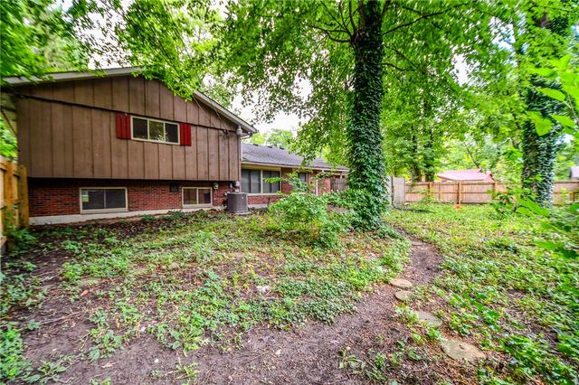2425 Westlawn Drive, Kettering, OH 45440