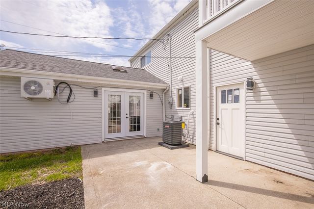 25046 Buckthorn Road, Bedford Heights, OH 44146