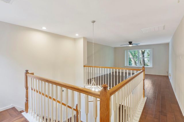 76 Piper Trace, The Woodlands, TX 77381