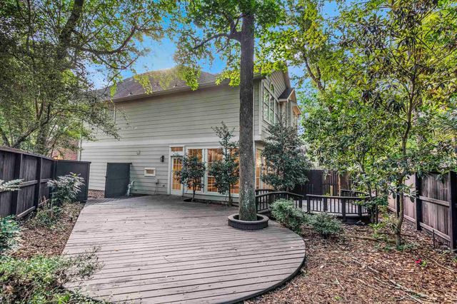 76 Piper Trace, The Woodlands, TX 77381