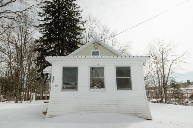 40 MARION Street, Corry, PA 16407