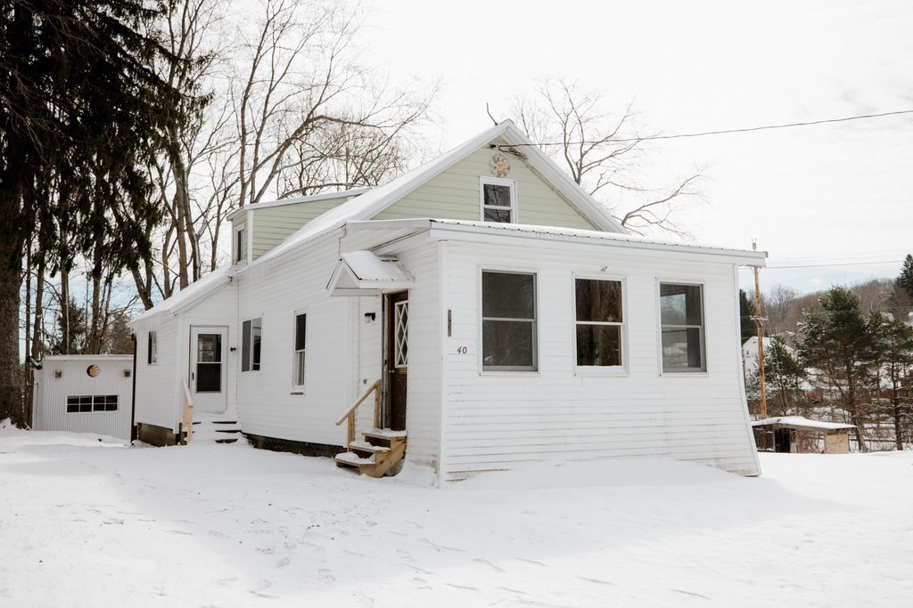 40 MARION Street, Corry, PA 16407