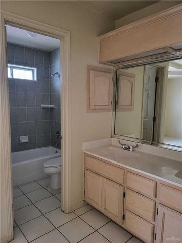 709 Robin Avenue 2, Mcallen, TX 78504