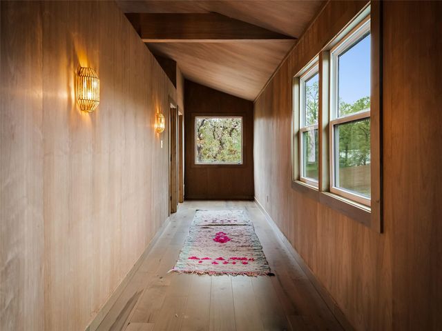 127 Marina RD, Smithville, TX 78957