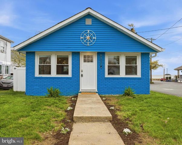 8329 BAYSIDE RD, Chesapeake Beach, MD 20732