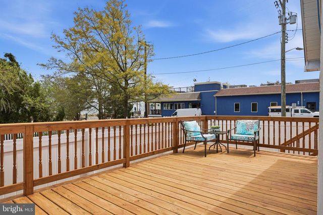 8329 BAYSIDE RD, Chesapeake Beach, MD 20732