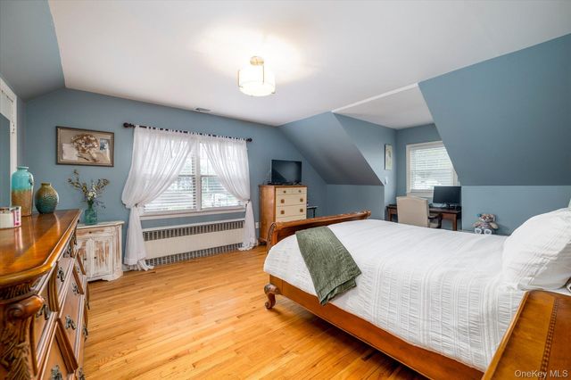 123 Centre Avenue, East Rockaway, NY 11518