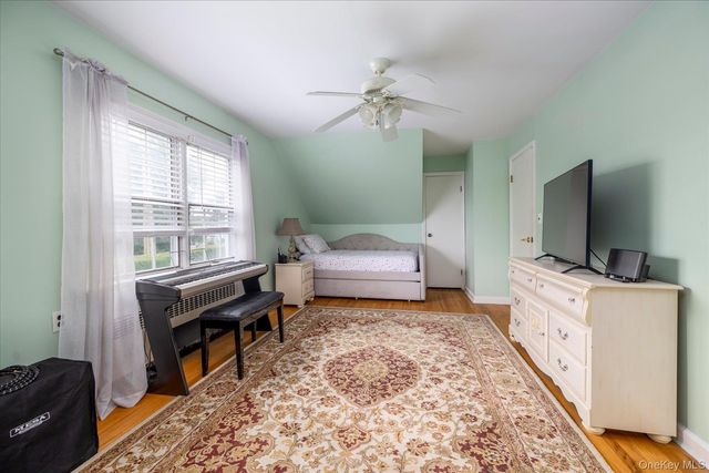 123 Centre Avenue, East Rockaway, NY 11518