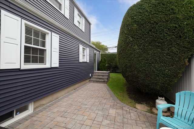 123 Centre Avenue, East Rockaway, NY 11518