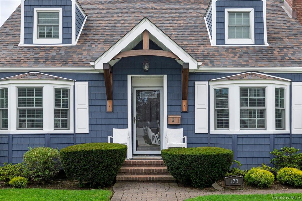 123 Centre Avenue, East Rockaway, NY 11518 — photo 3