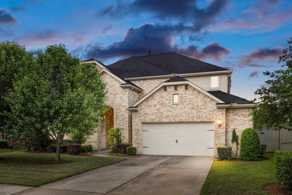 10235 S Goshawk Trail, Conroe, TX 77385