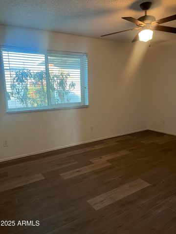 420 W Monona Drive, Phoenix, AZ 85027