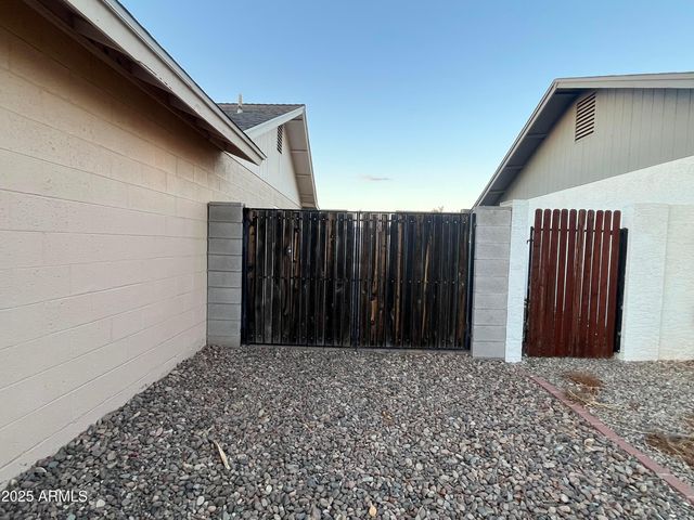 420 W Monona Drive, Phoenix, AZ 85027