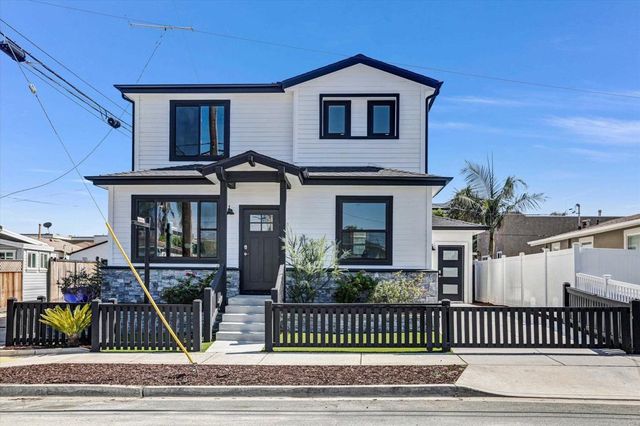 3569 Monroe Avenue, San Diego, CA 92116