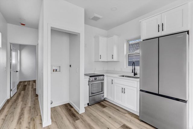 3569 Monroe Avenue, San Diego, CA 92116