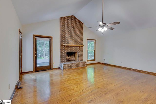 100 Fox Hollow Court, Simpsonville, SC 29680