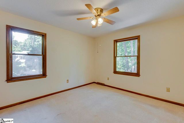 100 Fox Hollow Court, Simpsonville, SC 29680